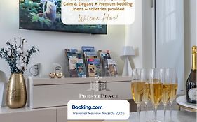 Le Saint-Martin - PrestiPlace Collection